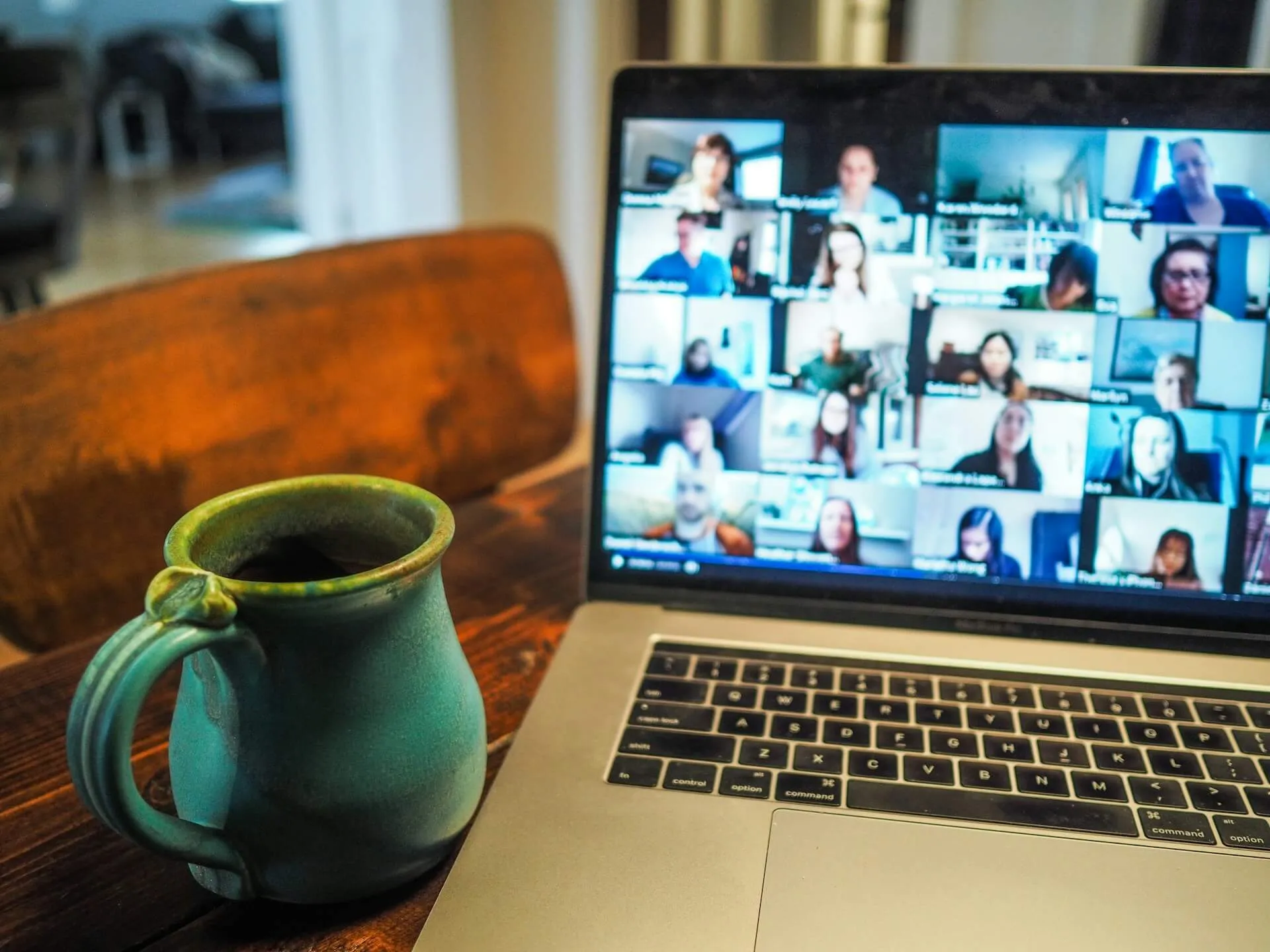 Effortless Team Collaboration Across Different Time Zones