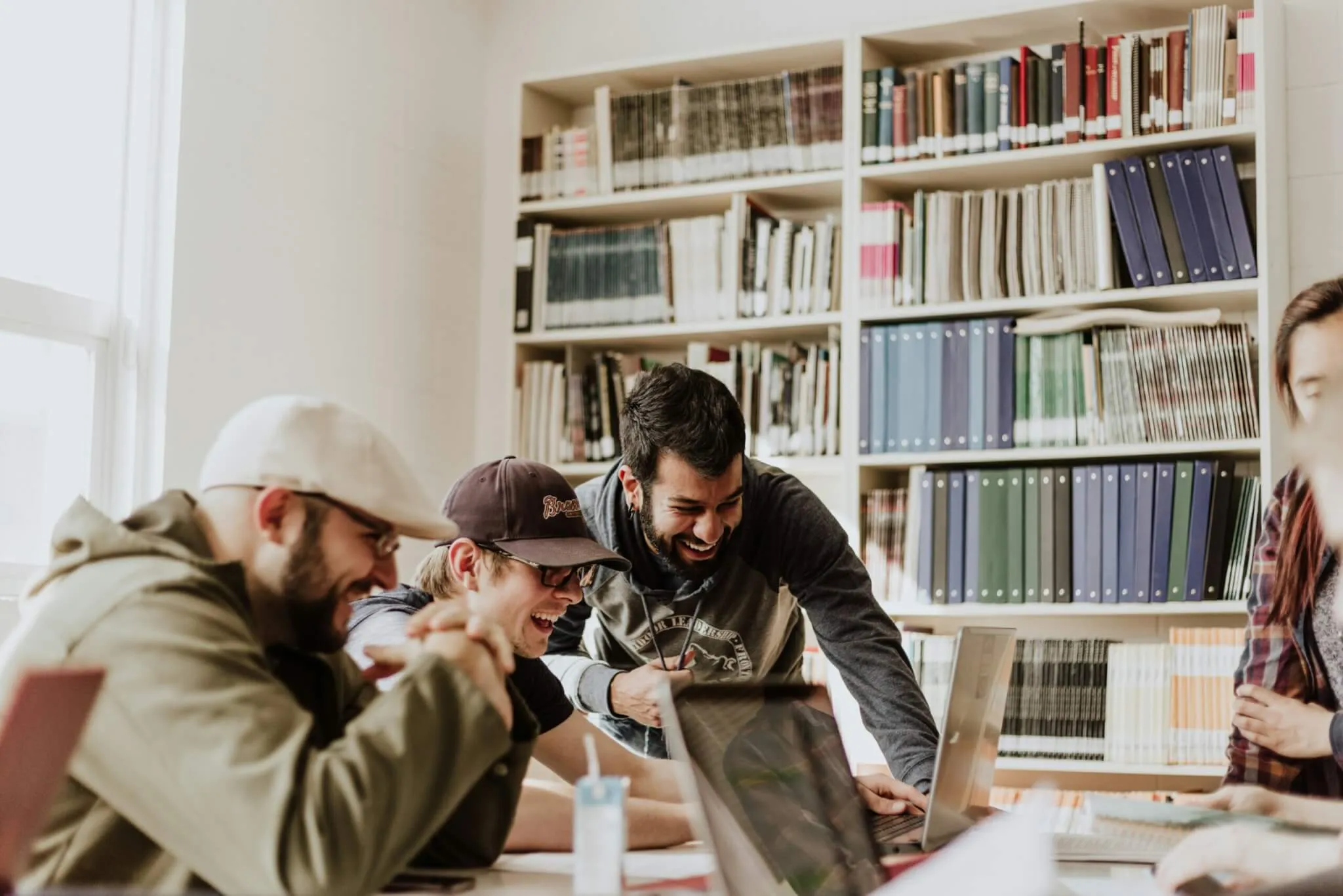 Why Employee Experience Matters and 10 Tips How to Improve